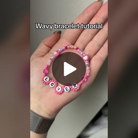 How To Do Wave Bracelet, Beaded Wave Bracelet Tutorial, Wave Beaded Bracelet, Eras Tour Friendship Bracelets Fancy, How To Make Double Bracelets, How To Make A Wavy Bracelet, How To Make Eras Tour Friendship Bracelets, Double Word Bracelet Tutorial, Eras Tour Friendship Bracelets Tutorial