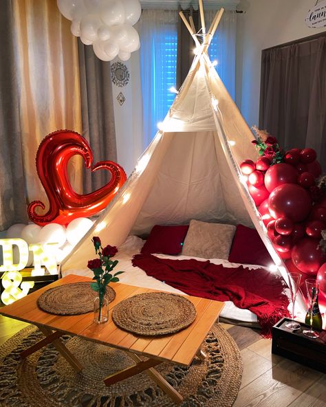 Date night in! #date #datenightideas #romantic #picnic #teepee #valentines #valentinesdaygift #valentinesdaydecorations #dinnerideas Candles On The Floor, Wood Tent, Tent Playhouse, Romantic Dinner Decoration, Romantic Room Decoration, Party Decorations Table, Pet Teepee, Garland Lights, Indoor Picnic