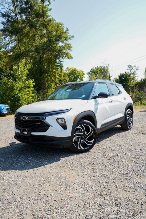 Adventure calls and the 2025 Chevy Trailblazer RS is ready to answer. Built for tough trails and bold journeys, it's your go-to SUV for all things wild! 🌲 🚙 (Stock#B50636)

#HealeyBrothers #HudsonValley #EssexCountyNJ #FairfieldCT #Chevy #ChevyTrailblazer #Trailblazer New Suv, Chevy Trailblazer, Chevrolet Trailblazer, Suv Cars, Hudson Valley, Fuel Efficient, Honda Civic, Used Cars, Chevy