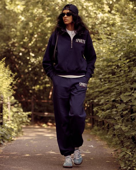 Sporty And Rich Aesthetic, Best Loungewear Sets, Quarter Zip Outfit, Rich Outfits, Best Loungewear, Loungewear Outfits, Minimum Wage, Sweatshirt Set, Sporty And Rich