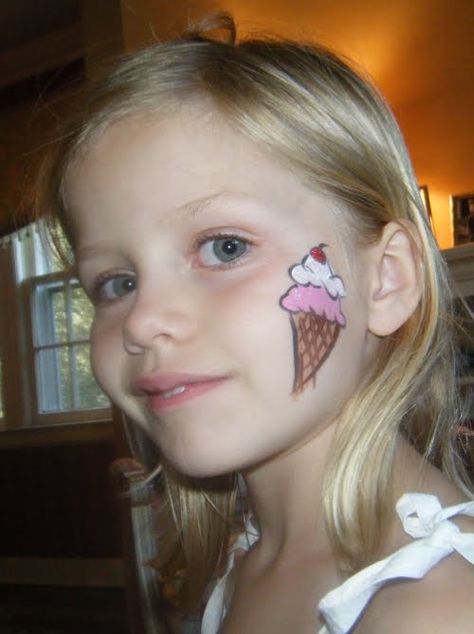 face paint ice cream cone | Adventures of a Face Painter: I Made Their Day, They Made Mine Kids Face Painting, Animal Face Paintings, Girl Face Painting, Face Painting Easy, Kids Face Paint, Belly Painting, Ice Cream Social, Kids Candy, Making Faces