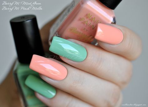 Mint And Peach Nails, Green And Peach Nails, Peach Nail Color, Nails Mint Green, Peach Colored Nails, Ombre Nail Colors, Mint Green Nails, Mint Nails, Green Acrylic Nails