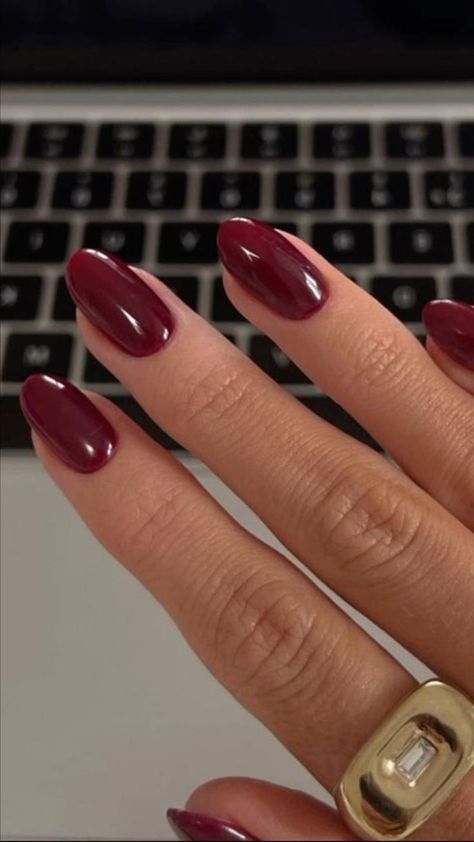 Cherry Wine Nails, Red Wedding Nails, Red Summer Nails, Red Gel Nails, Kutek Disney, Dark Red Nails, Wine Nails, Maroon Nails, Bright Summer Nails