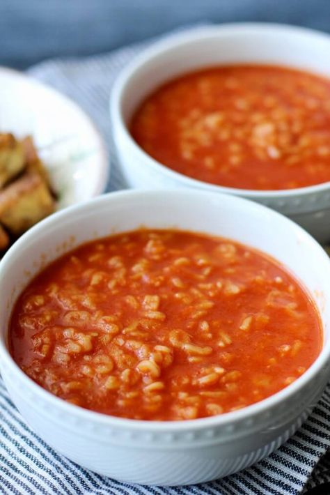 Alphabet soup Cauliflower Cheddar Soup, Cream Of Asparagus Soup, Easy Toddler Meals, Slow Cooker Pasta, Homemade Soup Recipe, Asparagus Soup, Spinach Soup, Delicious Soup Recipes, Alphabet Soup