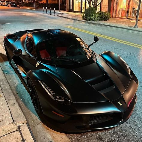 LaFerrari Futuristic Cars Design, Ferrari Cars, Ferrari Laferrari, Car Goals, Ferrari F40, Ferrari Car, Classy Cars, Night Vibes, Ferrari 458