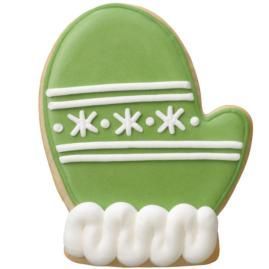 Mitten Cookies, Christmas Cutouts, Winter Cookie, Sugar Cookie Designs, Xmas Cookies, Fancy Cookies, Christmas Sugar Cookies, Christmas Cookies Decorated, Iced Cookies