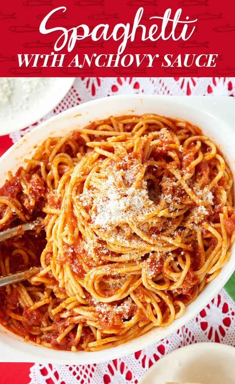 Spaghetti With Red Sauce, Ultimate Spaghetti, Anchovy Recipes, Anchovy Sauce, Specialty Food Store, Easy To Make Dinners, Fish Dinner, Red Sauce, Anchovies