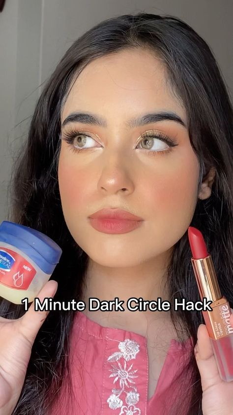 Apply Red Lipstick, Dark Circle, Facial Skin Care Routine, Color Corrector, Girl Life Hacks, Red Lipstick, Makeup Techniques, Makeup For Brown Eyes, Eye Makeup Tutorial