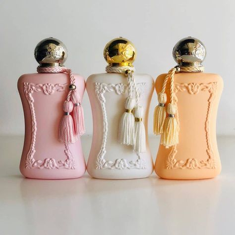 PARFUMS de MARLY on Instagram: “Delina, Sedbury and Cassili! Each expresses femininity in its own unique way. Which fragrance will be your pick? Delina, Sedbury et…” Fragrance Tester, Fragrances Perfume Woman, Parfums De Marly, Perfume Design, Luxury Perfume, Fragrance Gift Set, Perfume Collection, Body Mist, Perfume Oils