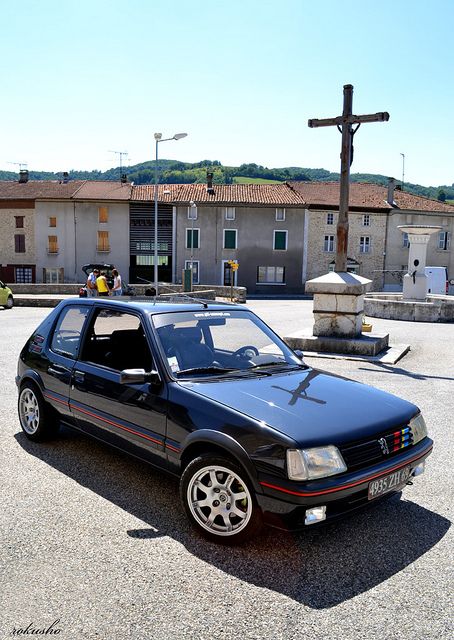 Montero 4x4, Peugeot 205 Gti, 205 Gti, Hot Hatchback, Benfica Wallpaper, Hatchbacks, Auto Retro, Car Goals, Hot Hatch