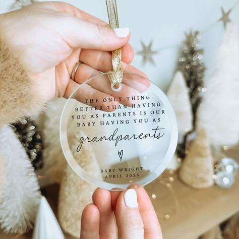 This minimal custom "The only thing better than having you as parents is our baby having you as grandparents" glass ornament is perfect to gift to a future grandma and grandpa as a pregnancy announcement! This special personalized ornament is a wonderful keepsake and can be used to remember this moment for years to come. Customize the ornament with your family name and due date!  Shop All Designs > https://lunedesignshop.etsy.com  ⋒ ORDER INFORMATION ⋒ This listing is for one ornament. Please no Future Grandma, Grandparent Announcement, Baby Announcement Grandparents, Grandpa Christmas Gifts, Pregnancy Announcement To Parents, Grandpa Christmas, Grandparent Pregnancy Announcement, Cute Pregnancy Announcement, Parents Christmas