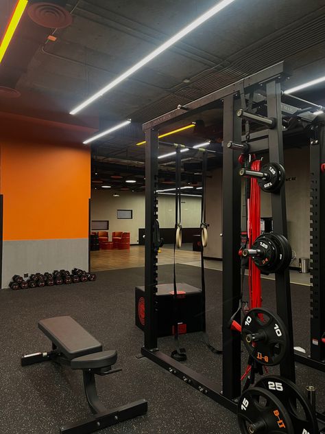 #gym #power #wokout #sport #coffe #vibes #black #orange #Bit Orange Gym Aesthetic, Orange Gym, Oc Story, Gym Pictures, Orange Walls, Orange Aesthetic, Workout Aesthetic, Black Orange, Mood Board