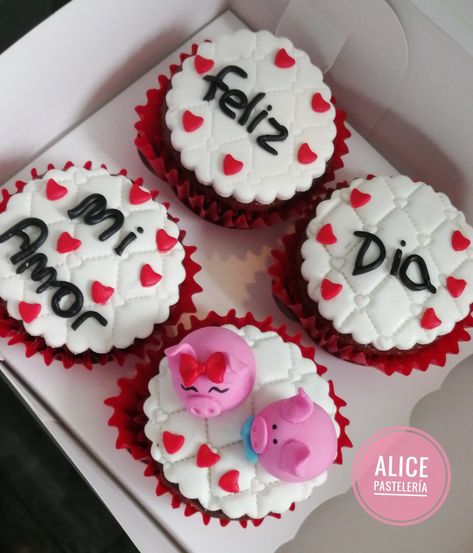 Cupcakes Ideas, Cupcakes Decorados, Chocolates, Fondant, Cupcake, Valentines Day, Pastel, Valentines, Quick Saves