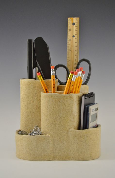 Stoneware desk caddy, ceramic desk organizer, pottery pen and paper holder by BonnieHornsbyPottery on Etsy https://www.etsy.com/listing/463366665/stoneware-desk-caddy-ceramic-desk Ceramic Desk, Teen Projects, Ceramic Toothbrush Holder, Desk Caddy, Diy Organizer, Contemporary Pottery, Colored Vases, Hand Building, Modern Pottery