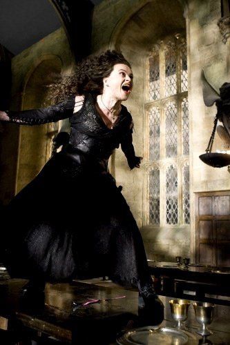 Belatrix Lestrange, Harry Potter Vs Twilight, Harry Potter Bellatrix Lestrange, Half Blood Prince, Hp Harry Potter, Bonnie Wright, Helena Bonham, Bellatrix Lestrange, Harry Potter Costume