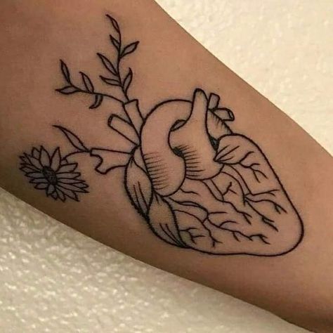 Edinburgh Tattoo, Cardinal Tattoo, Tattoo Wallpaper, Heart Tattoo Designs, Tattoo Cover, Tattoo Feminina, Sketches Simple, Dream Tattoos, Trendy Tattoos