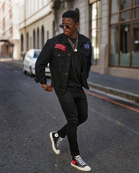 MENS STYLE DESTINATION on Instagram: “| No caption Needed, the key is in the details. | Full Fit @fashionnovamen #fashionnovapartner…” Converse Cdg Outfit, Cdg Outfit, Converse Outfit Men, Black Converse Outfit Men, Jean Jacket Outfits Men, Converse Cdg, Men's Street Fashion, Denim Outfit Men, Converse Outfit