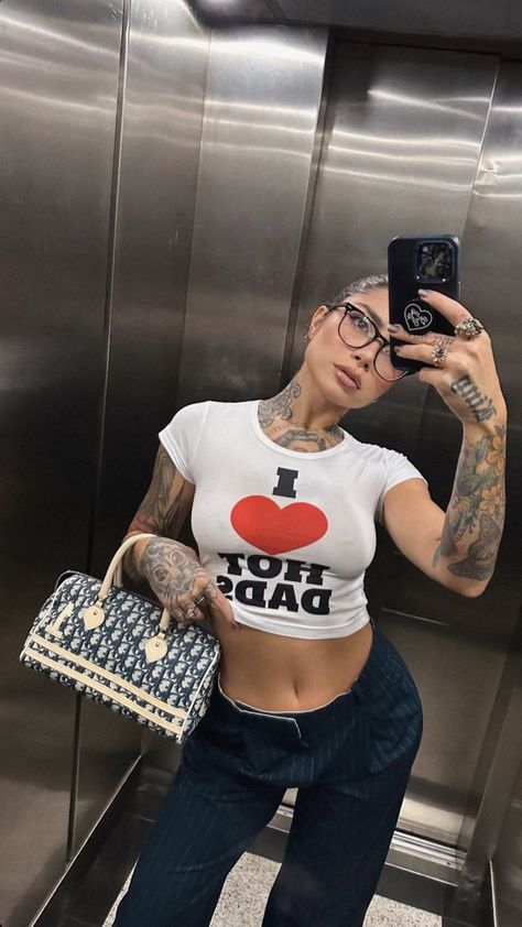 Tatted Mom Aesthetic, Tatted Woman Aesthetic, Tattooed Woman Models, Females With Tattoos, Tatted Baddies, Heavily Tattooed Women, Older Women With Tattoos, Tatted Women, Raiders Cheerleaders