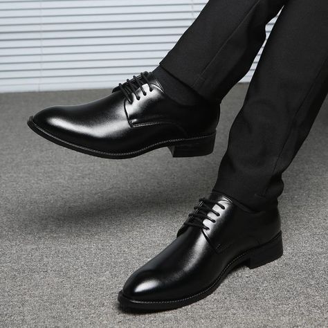 Men's Wedding Shoes, Men Shoes Formal, Men's Dress Shoes, Brown Dress Shoes, Best Shoes For Men, Black Dress Shoes, Mens Boots Fashion, Suit Shoes, Business Shoes