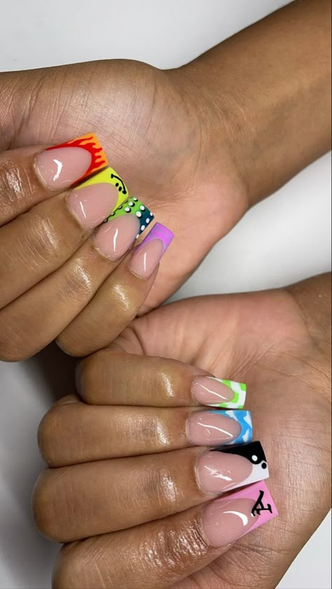 Freestyle Short Acrylic Nails, Short Dope Nails, Short Set Acrylic Nails, Short Freestyle Nails, Long Acrylic Nail Designs, Drip Nails, Colored Acrylic Nails, Cute Acrylic Nail Designs, Simple Acrylic Nails