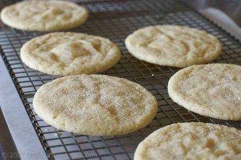 Lime Sugar Cookies Super Bowl Sweet Treats, Low Calorie Cookie Recipes, Lime Sugar Cookies, Low Calorie Cookies, Vegan Protein Bars, Chocolate Chip Cookies Ingredients, Lemon Sugar Cookies, Lemon Dessert Recipes, Best Sugar Cookies