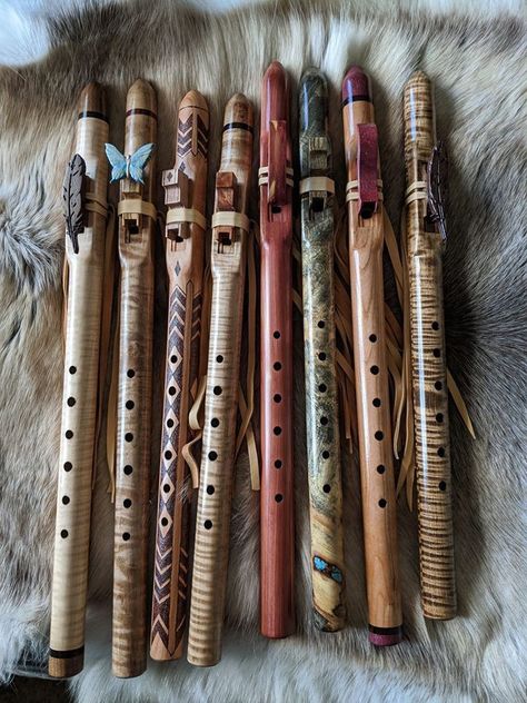 Cottagecore Instruments, Wooden Flute Aesthetic, Fantasy Instrument, Fantasy Flute, Bard Instruments, Cool Instruments, Flute Aesthetic, Recorder Musical Instrument, Pretty Instruments