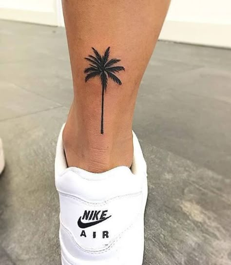 Tattoo, cool tattoo ideas, tattoo design, cat tattoo, flower tattoo, wrist tattoo, floral tattoo California Tattoo Men, Holiday Tattoo, Tree Tattoo Ankle, Palm Tree Tattoo Ankle, 2023 Tattoo, Mens Tattoos, California Tattoo, Tattoo Diy, Petit Tattoo