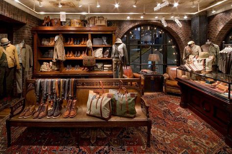 RRL store by MNA, Tokyo – Japan » Retail Design Blog Industrial Chic Design, Clothing Store Interior, Store Windows, Tailor Shop, Retail Store Design, Retail Design Blog, Madison Avenue, Store Displays, Store Interior