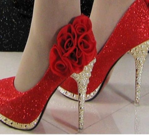 .oh yea.....RED Hak Tinggi, Prom Heels, Red High Heels, Red High, Red Heels, Prom Shoes, Platform High Heels, Gorgeous Shoes, Fabulous Shoes