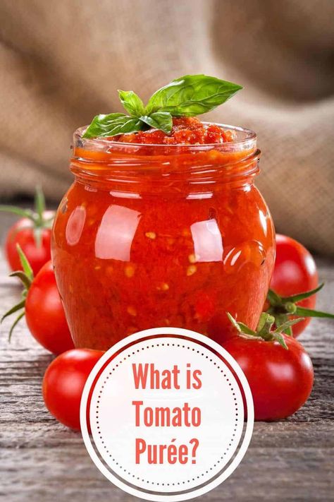 New to tomato purée? CookingChew has got you covered with this guide that should tell you everything about this staple liquid and how it differs from tomato paste and sauce. How To Store Tomatoes, Freezing Tomatoes, Tomato Puree, Pureed Food Recipes, Crushed Tomatoes, Pizza Pasta, Fresh Tomatoes, Tomato Paste, Savoury Dishes