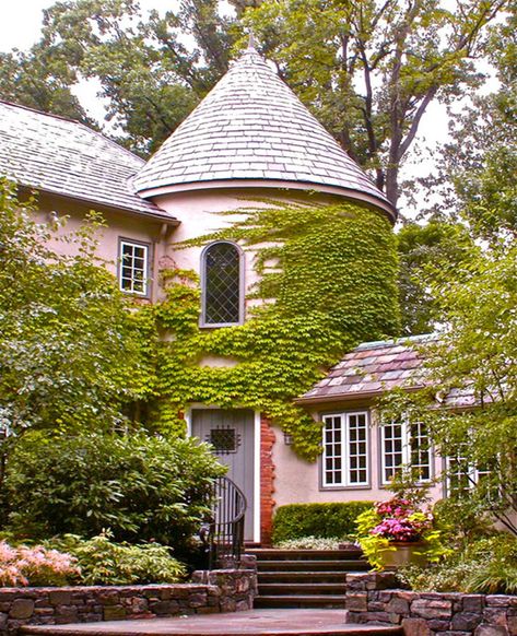 9 Storybook Cottage Homes for Enchanted Living like in a fairytale. These charming homes seem to spring out of Disney childhood book stories & come to life. Storybook House, Storybook Homes, Fairytale Cottage, Mediterranean Landscaping, Storybook Cottage, Dutch Colonial, Traditional Exterior, Chateau France, French Cottage