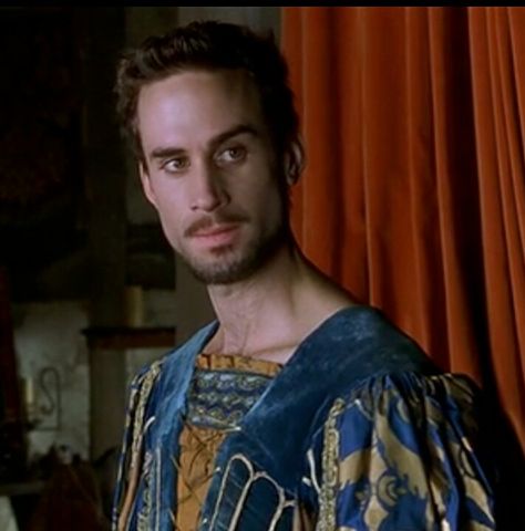 Joseph fiennes Shakespeare in love Joseph Fiennes, Shakespeare In Love, Period Movies, Just Married, Me Now, Marry Me, Letting Go, In Love, Period