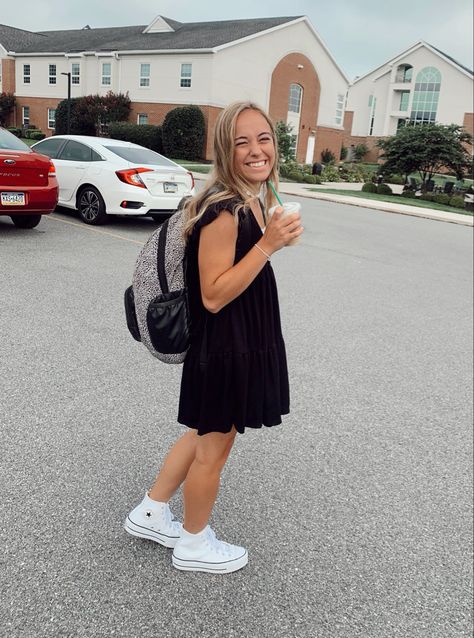 White High Top Converse Dress Outfit, Black Dress Converse Outfit, Platform Converse Outfit Dress, Platform Converse With Dress, Allstars Outfit, Black Dress With Converse, Converse And Dress Outfit, Dress And Converse Outfit, Converse And Dress