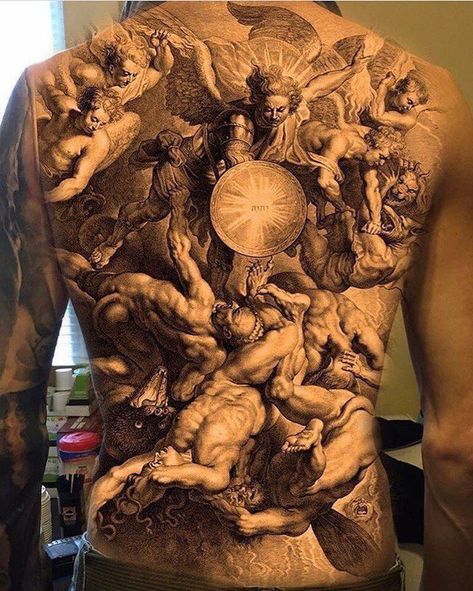 Incredible Details in this Amazing Tattoo. Tattoo Back Piece, Backpiece Tattoo, Tattoo Back, Full Back Tattoos, Angel Tattoo Designs, Religious Tattoos, Mythology Tattoos, Geniale Tattoos, Incredible Tattoos