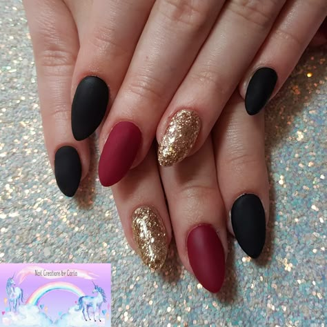 Black And Red Fall Nails, Gold Red Black Nails, Nails Red Black Gold, Gold Red And Black Nails, Red Black Gold Nails Design, Black And Red Sparkle Nails, Short Red Holiday Nails, Red And Black Matte Nails, Black Gold And Red Nails