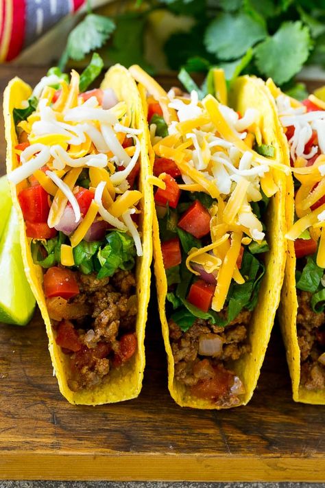 Taco Recipes Ground Beef, Ground Beef Taco Seasoning, Hard Shell Tacos, Beef Tacos Recipes, Tacos Mexicanos, Taco Dinner, Crispy Tacos, Easy Ground Beef, Taco Fillings