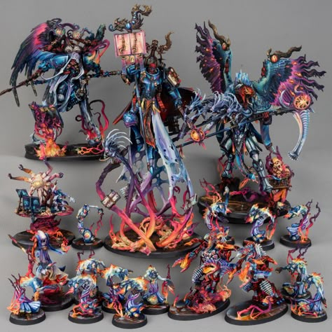 Daemons of Chaos • Instagram Warhammer Aos Miniatures, Hedonites Of Slaanesh Paint Scheme, Warhammer Color Schemes, Chaos Cultists 40k, Thousand Sons Paint Scheme, Tzeentch Art, Warhammer Tzeentch, Necrons 40k, Warhammer Marine