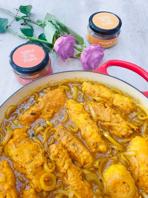 turmeric pickled fish South African Pickled Fish Recipe, Recipes Black People, Pickled Fish Recipe, Pickled Fish, Hot Cross Buns Recipe, Fish Curry Recipe, South African Recipes, Fish Recipe, Hot Cross Buns