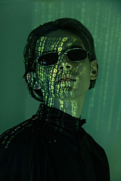 #matrix #projectorphotoshoot #photoshoot #projector #matrixphotoshoot #neo #photography #projectorportrait #portrait #photoshootideas #creativephotoshoot Sci Fi Photoshoot Ideas, Futuristic Portrait Photography, Matrix Inspired Photoshoot, Photography With Projector, Cyberpunk Photoshoot Ideas, Cyberpunk Photoshoot Male, Matrix Photoshoot Ideas, Neo The Matrix Aesthetic, Cybercore Photoshoot