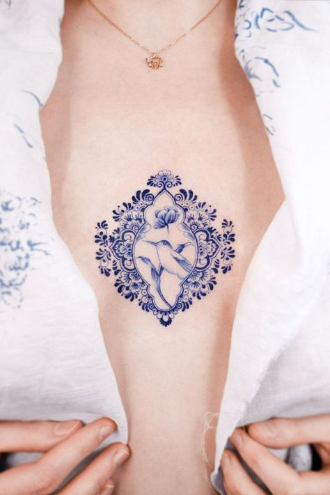 Blue Dragon Tattoo, Blue Flower Tattoos, Blue Ink Tattoos, Learn To Tattoo, Compass Rose Tattoo, Create A Tattoo, Framed Tattoo, Chic Tattoo, Blue Tattoo