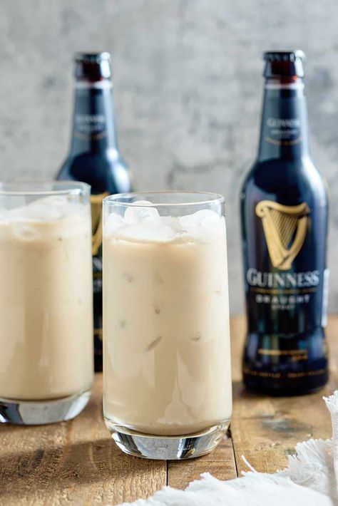 Guiness Punch Recipe, Guinness Drink Recipes, Guinness Punch Recipe, Porridge Jamaican, Guinness Punch, Jamaican Rum Punch Recipes, Jamaican Cornmeal Porridge Recipe, Jamaican Oxtails, Beer Mixed Drinks