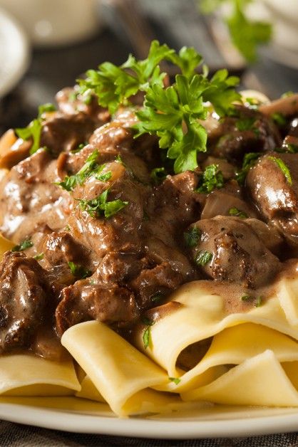 Rebecca Book, Leftover Steak Recipes, Best Beef Stroganoff, Beef Ideas, Budget Dinners, Beef Entrees, Hamburger Dishes, Great Dinner Recipes, Beef Stroganoff Easy