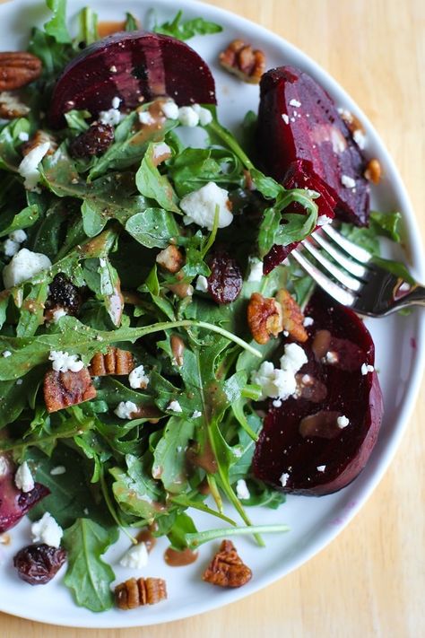 Maple Balsamic Vinaigrette, Salad With Beets, Salad Quinoa, Arugula Salad Recipes, Thanksgiving Salad, Roasted Beet Salad, Maple Balsamic, Chard Recipes, Roasted Beets