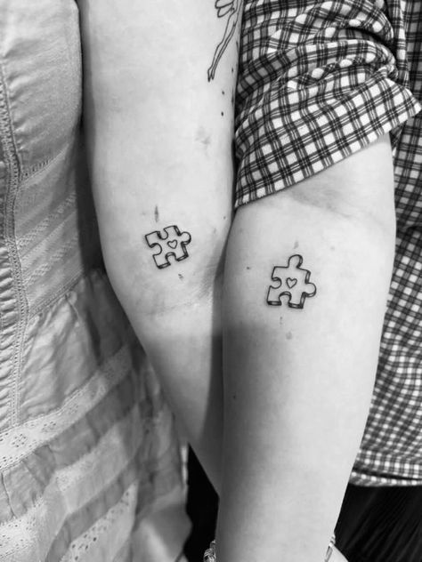 Matching Tattoo Puzzle Piece, Heart Jigsaw Tattoo, Puzzle Couple Tattoo, Puzzle Piece Tattoo Couples, Wlw Tattoo Ideas, Jigsaw Tattoo, Partner Tattoo, Puzzle Tattoo, Wife Tattoos