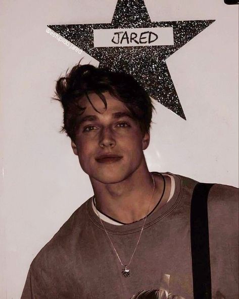 Nota Aesthetic, Jared Garber, Froy Gutierrez, Phrase Book, Wattpad Books, Books For Boys, Fan Book, Books For Teens, Hottest Celebrities