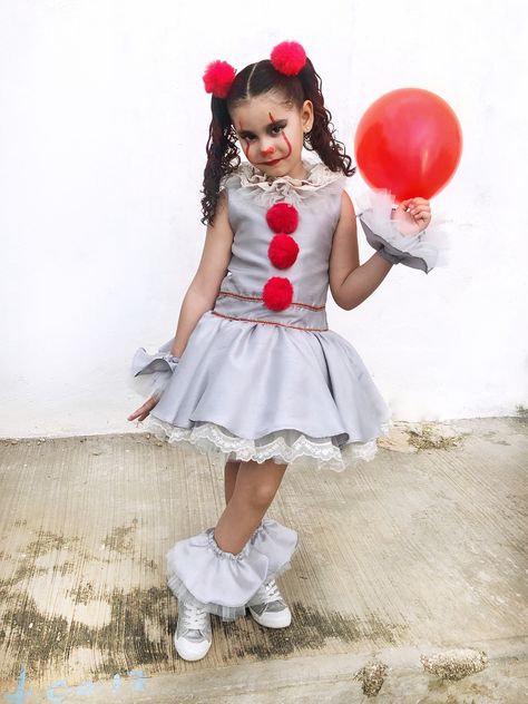 Costume for girl pennywise it girl made by Regina’s Bowtique Girls Scary Clown Costume Diy, Girls Pennywise Costume, Girl Clown Halloween Costumes, Pennywise Girl Costume, Pennywise Costume For Kids, Cheerleader Costume Kids, Clown Costume Diy, Pennywise Halloween Costume