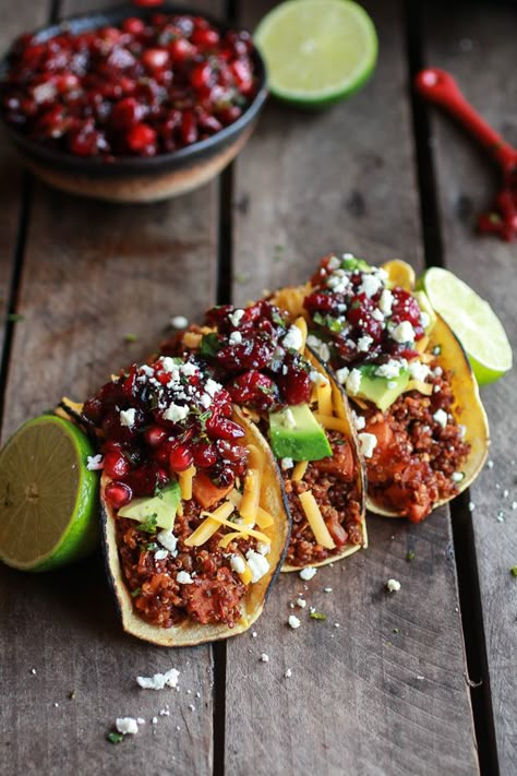 Chipotle Quinoa Sweet Potato Tacos with Roasted Cranberry Pomegranate Salsa | halfbakedharvest.com Pomegranate Salsa, Cranberry Pomegranate, Quinoa Sweet Potato, Sweet Potato Tacos, Potato Tacos, Food Favorites, God Mat, Half Baked Harvest, Idee Pasto Sano