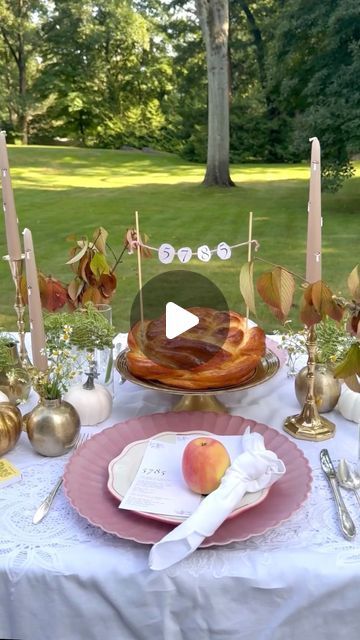 Rebekah Lowin on Instagram: "Just a little more erev-erev Rosh Hashanah table inspiration. ♥️ Attempting (to prep) (the beginnings of the beginning of) @adeenasussman’s cider-braised apple and Jerusalem artichoke chicken as we speak. Hope your own prep is going smoothly." Shana Tovah, Rosh Hashanah Table, Artichoke Chicken, Table Inspiration, Rosh Hashanah, Artichoke, Cider, Chicken