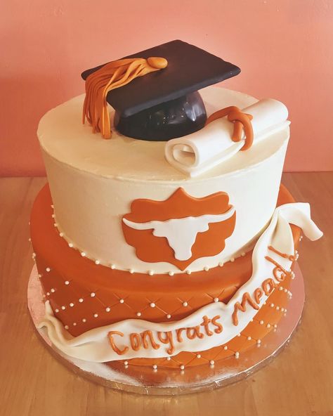 Longhorn Party Ideas, Longhorn Cake, Longhorn Party, Texas Cake, Grad Cake, Ut Longhorns, Ut Austin, Graduation Cake, Cake Gallery