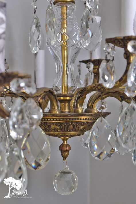 Vintage Lights, Antique Chandelier Vintage Chandeliers, Vintage Brass Chandelier, Old Chandelier, Antique Brass Chandelier, Chandelier Makeover, Vintage Crystal Chandelier, Modern Hanging Lights, Classic Chandelier